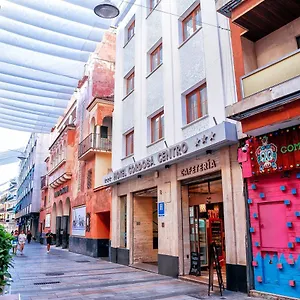 מלון Centro
